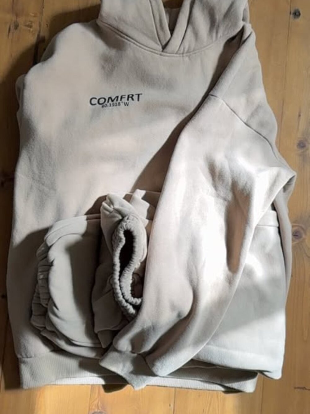 COMFRT Sweatsuit Set - Beige